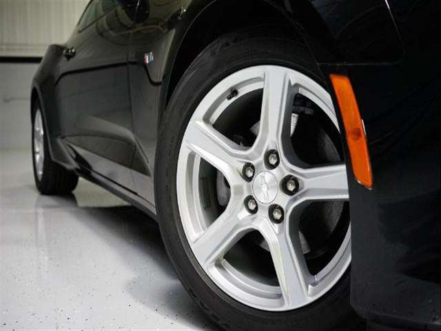 2017 Chevrolet Camaro LT 2dr Coupe W/1lt